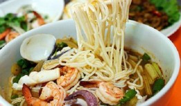 娱乐吃瓜酱面条视频,揭秘网红美食背后的故事